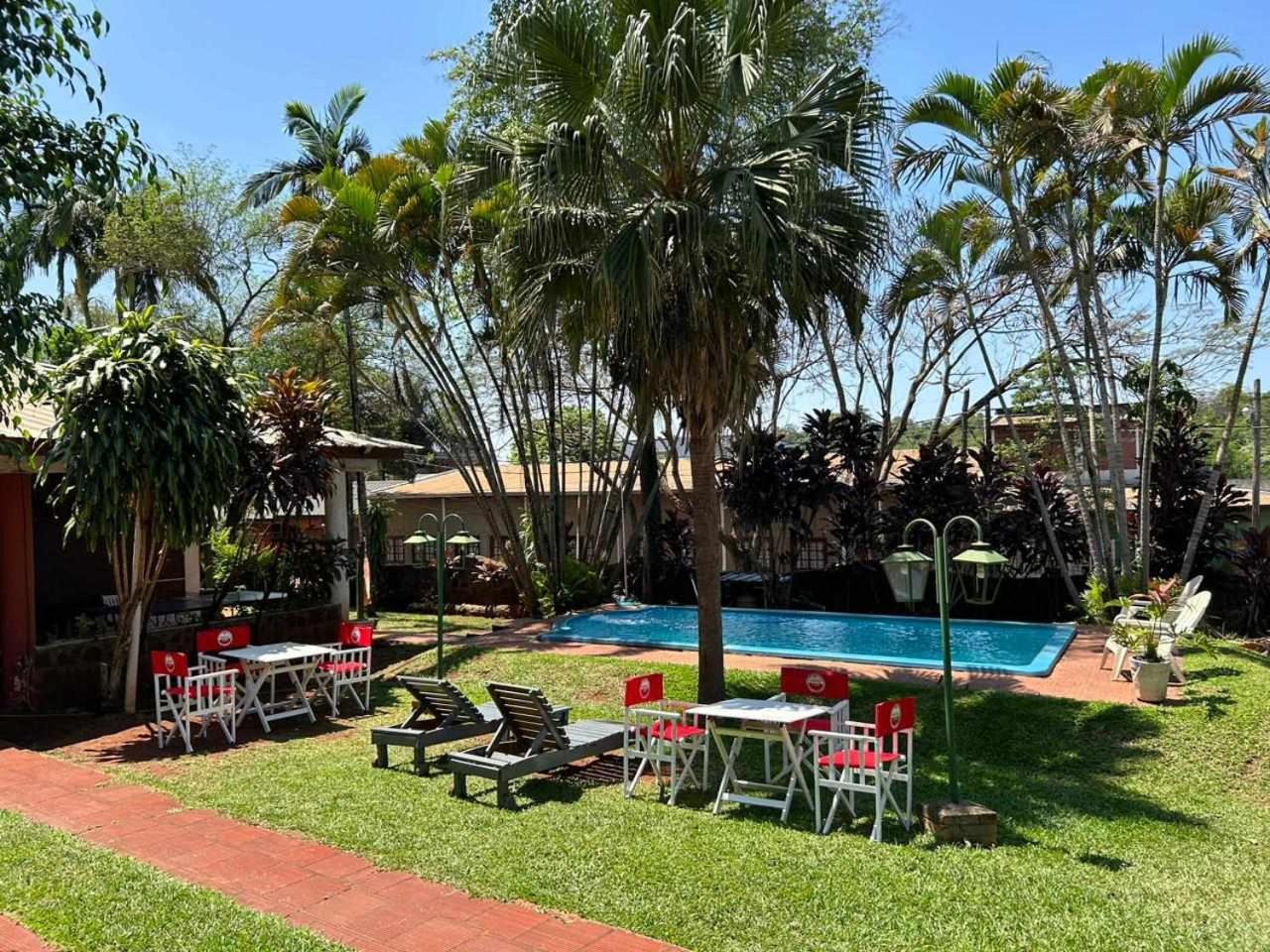 El Guembe Hostel House Puerto Iguazu Ngoại thất bức ảnh