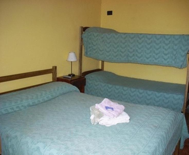 El Guembe Hostel House Puerto Iguazu Phòng bức ảnh